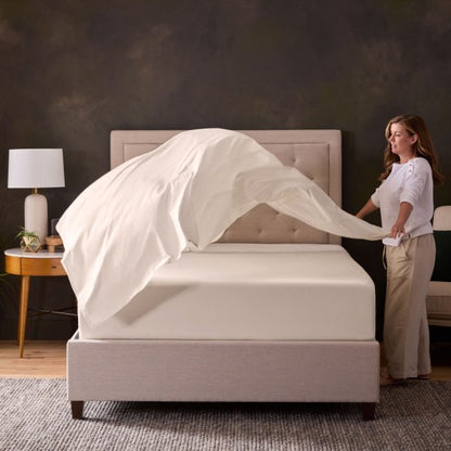Classic Cotton Sheets 200 Thread Count - Simple Timeless Bedding - Beverly Hills Bed