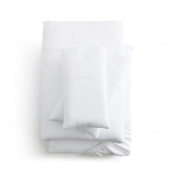 "Stack of sustainable TENCEL Lyocell bedding sheets with moisture-wicking properties"